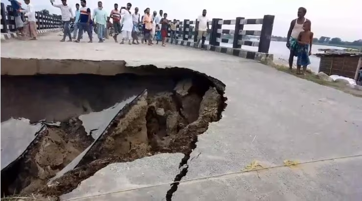 NH 80 diversion washed away again in Bhagalpur