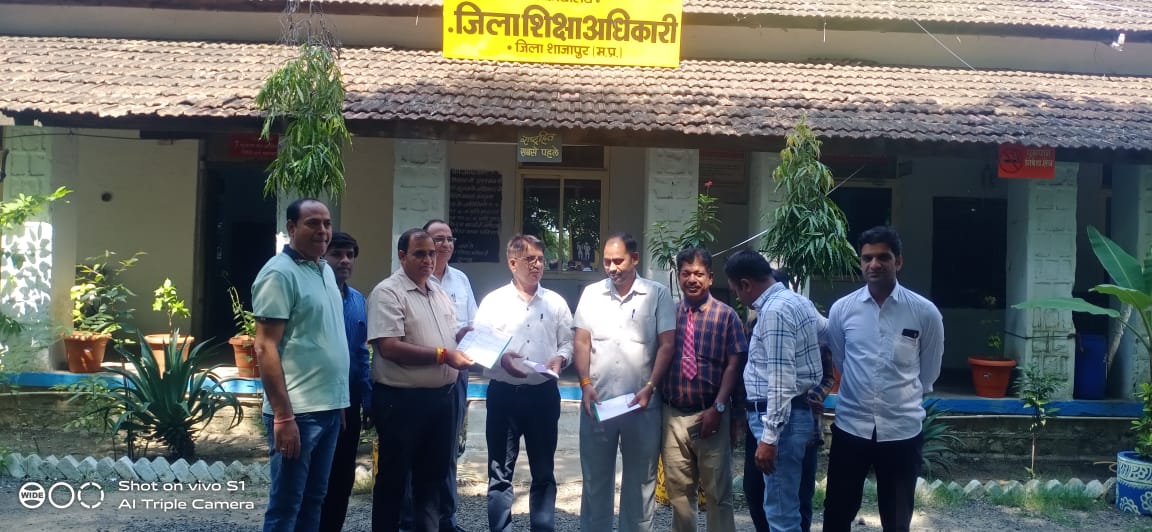 Private schools will remain closed in Shajapur today as a protest