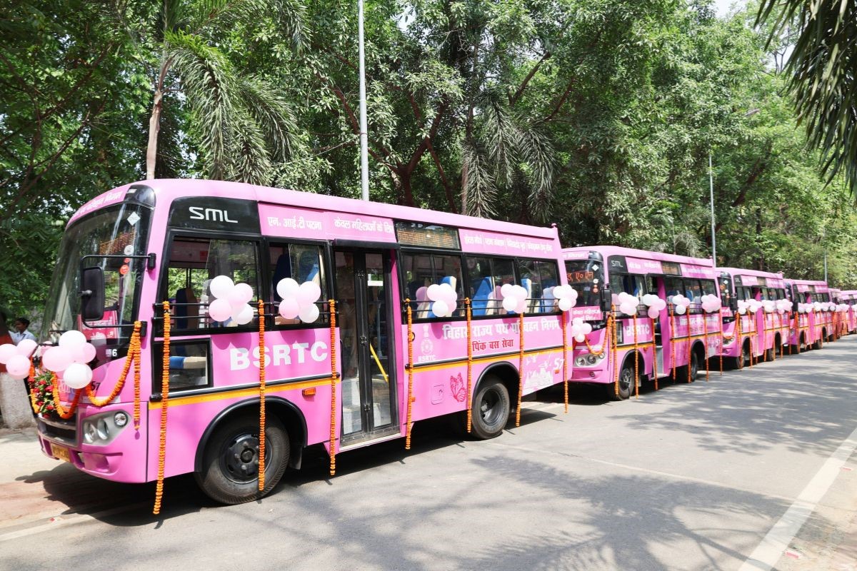 VIP bus service started in Patna for women