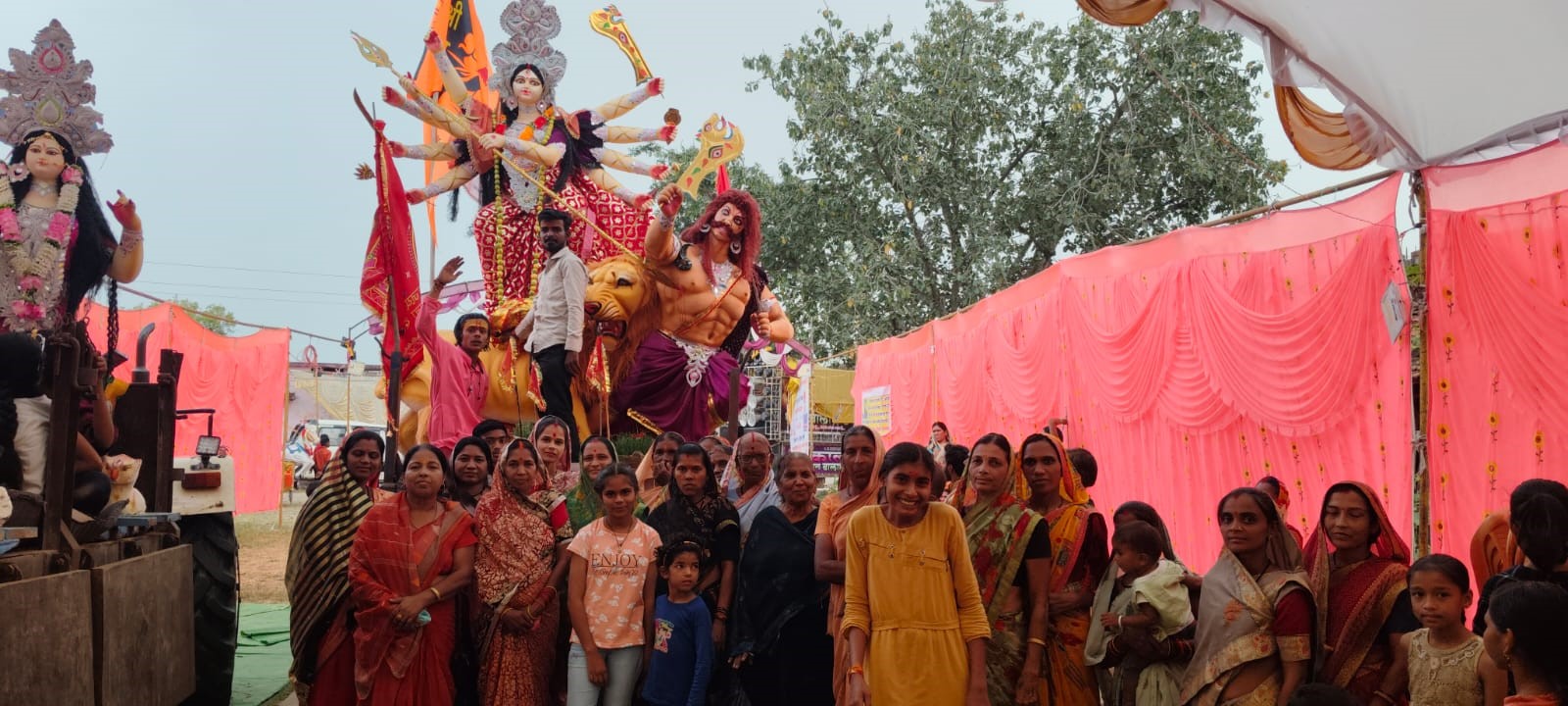 Villagers of Aulyaknahar took Mata Rani on a city tour with attractive lighting and tableaus