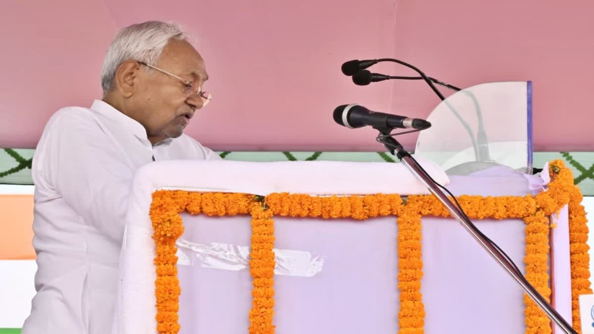 Nitish Kumar hoisted the flag
