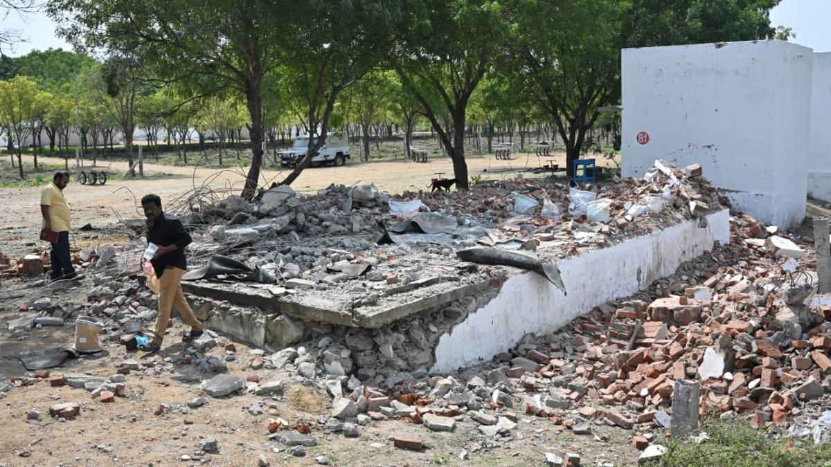 Explosion in Tamil Nadu's firecracker factory