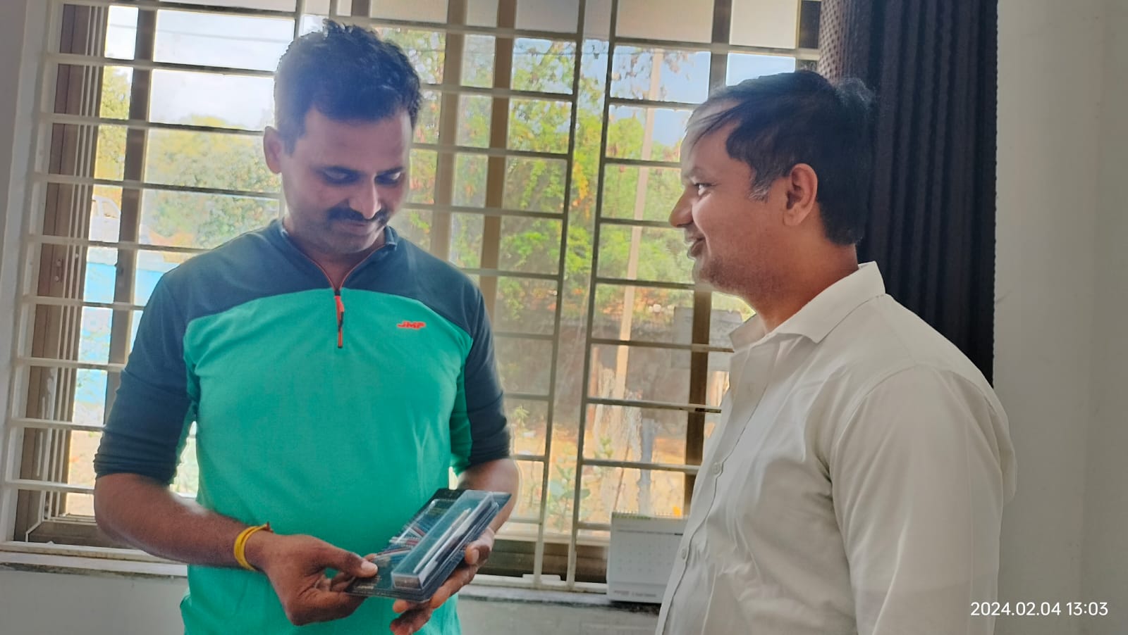 Police station incharge Anand Singh took action against people of Muslim community
