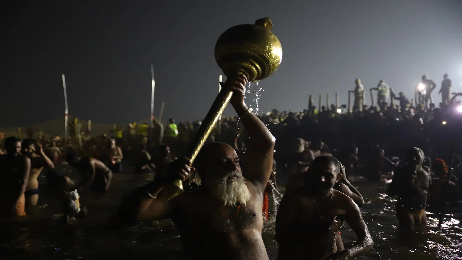 Various sadhanas are being confluenced in Prayagraj Mahakumbh, the holy land of chanting, penance and sadhana