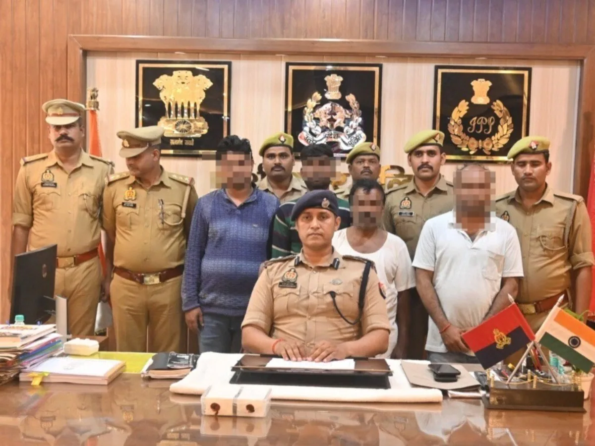 Sold 20 tons of scrap by posing as fake GST officer