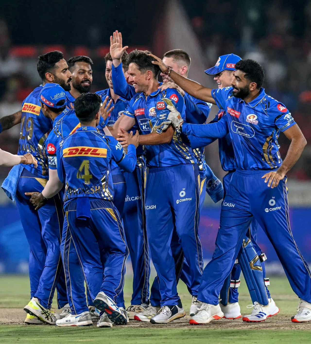 Mumbai hit a four of victory