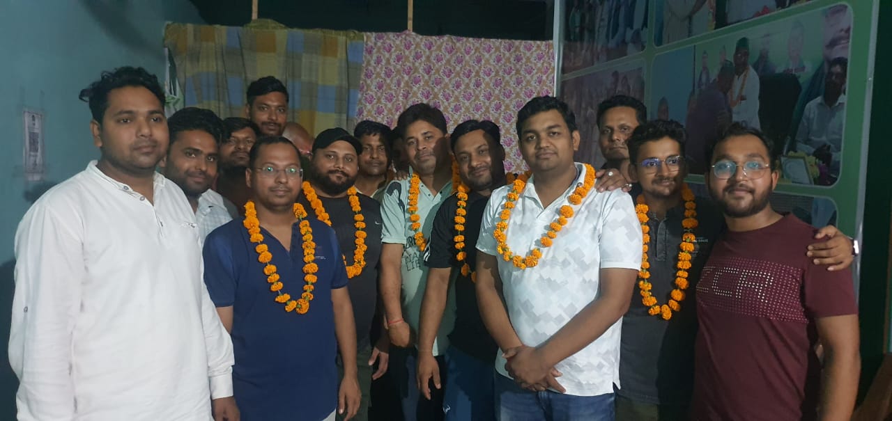 Yuva Vaishya Agrawal Samaj was formed in the meeting of Vaishya Agrawal Samaj Nagal, Kapil Tayal was unanimously elected as the President in the meeting