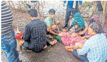 Lightning struck four places in Satna, five people died