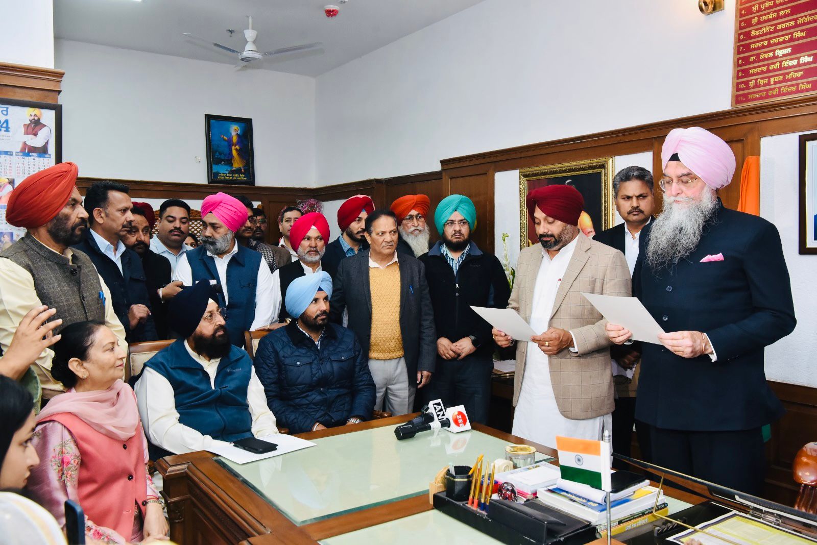 Speaker Sandhwan administered oath to Kuldeep Singh Kala Dhi...
