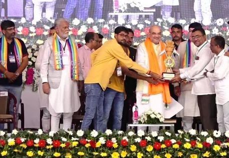 Home Minister on Gujarat tour