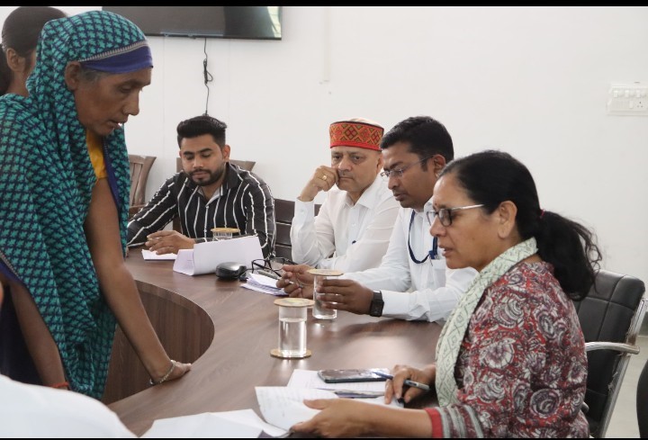 30 applications received in Maihar's public hearing